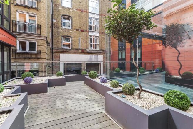 Modern In Central By River Thames Apartment London